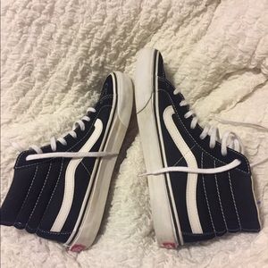 Sk8-Hi vans, size 8